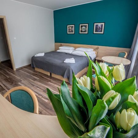 Teledom Hotel Košice Exteriör bild