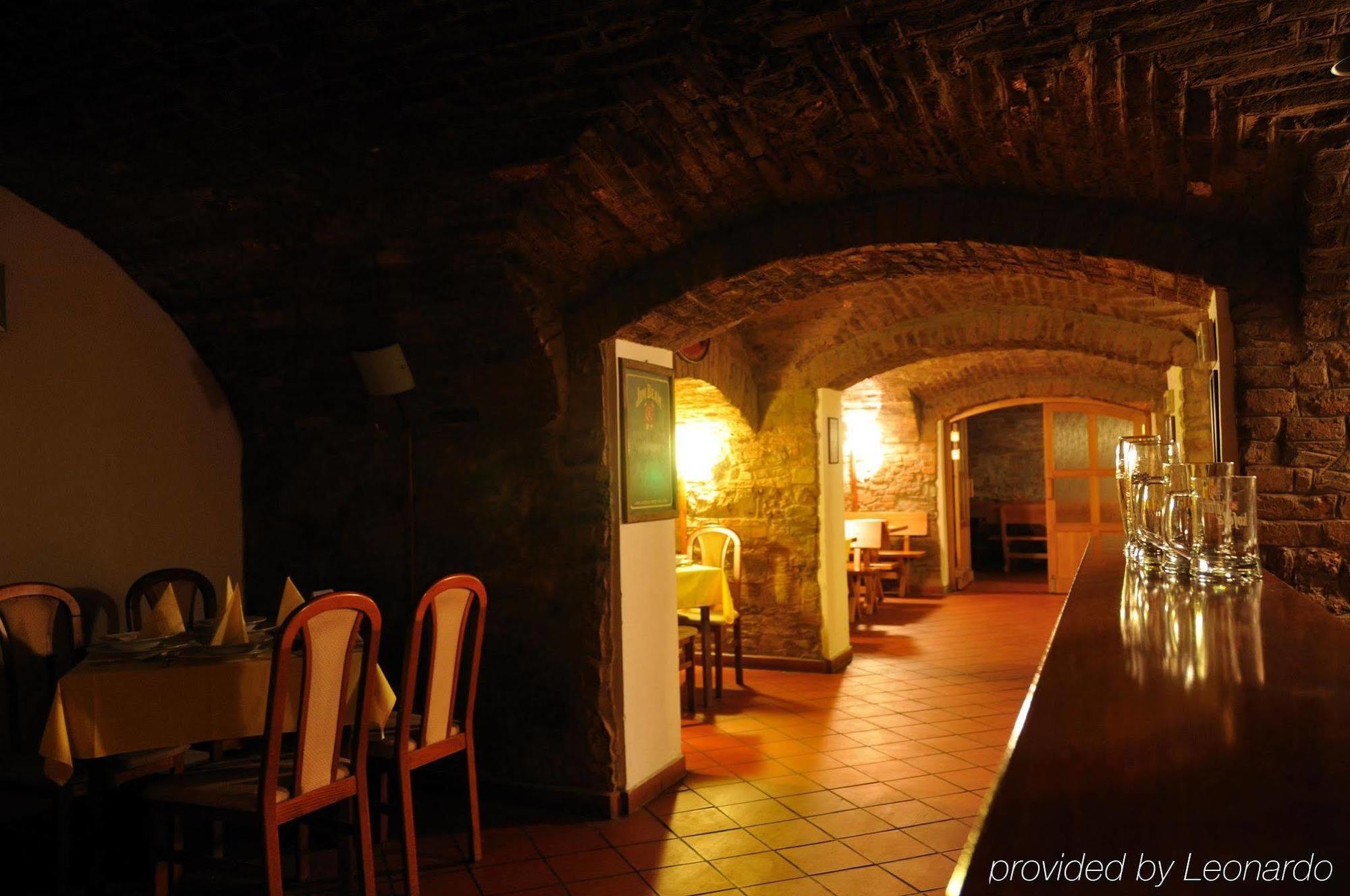 Teledom Hotel Košice Restaurang bild