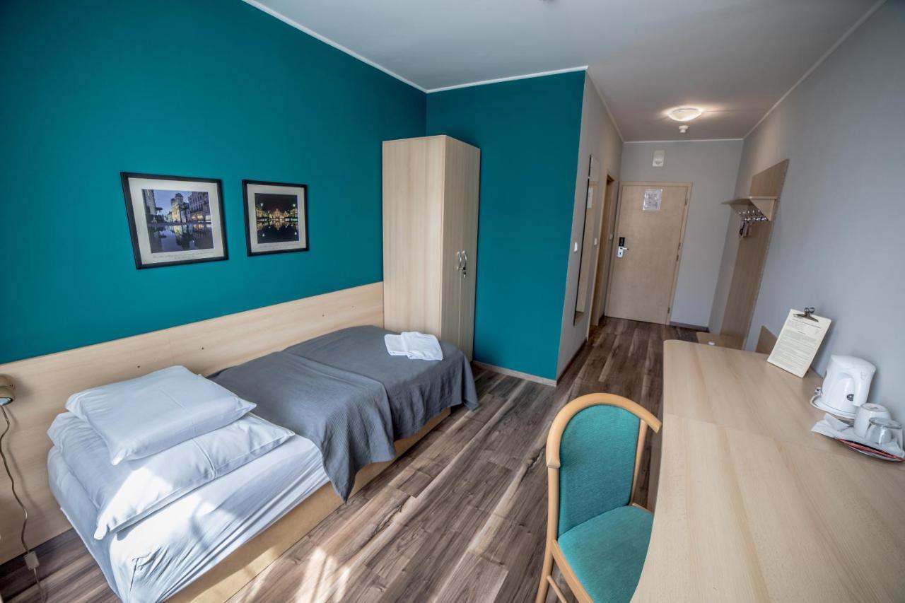 Teledom Hotel Košice Exteriör bild