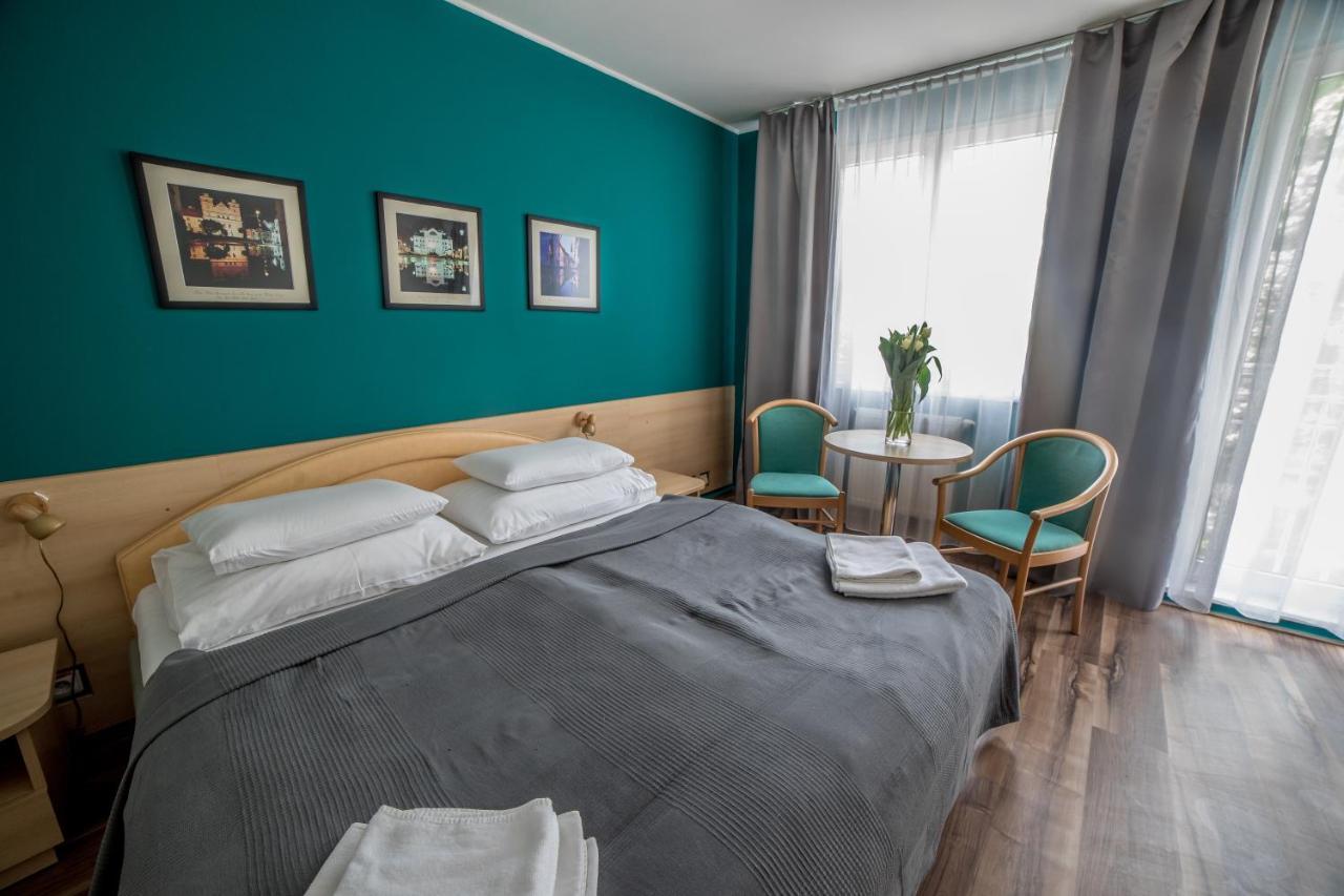 Teledom Hotel Košice Exteriör bild